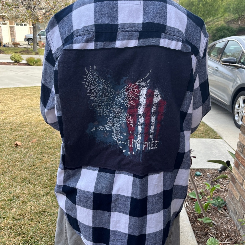 Live Free Flag Flannel Shirt upcycled unisex size XL X-Large